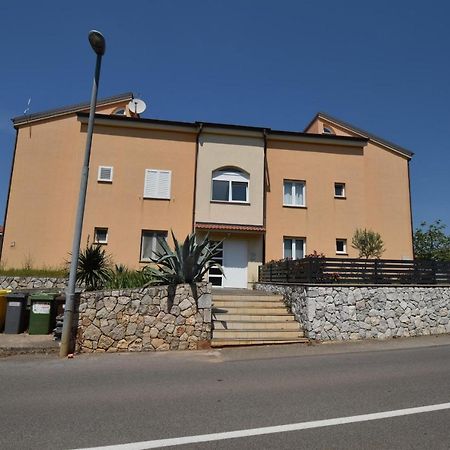Apartment Lucy Malinska Εξωτερικό φωτογραφία