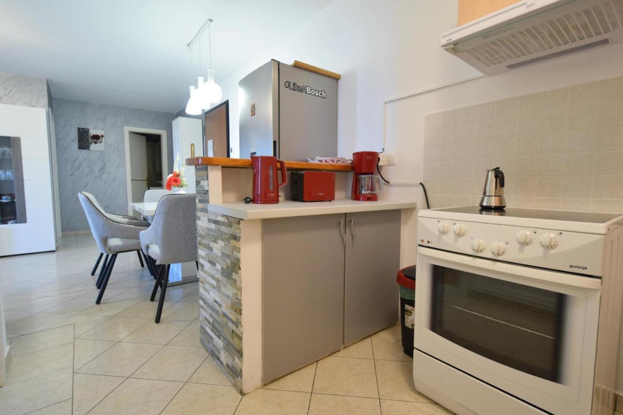 Apartment Lucy Malinska Εξωτερικό φωτογραφία