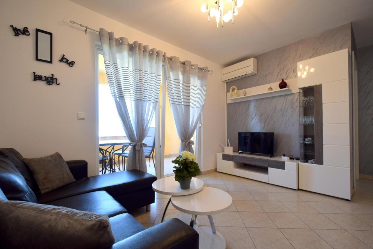 Apartment Lucy Malinska Εξωτερικό φωτογραφία